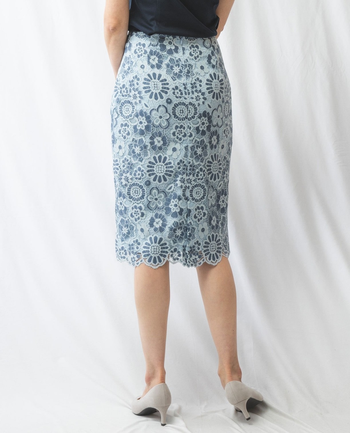 フラワーレースタイトスカート(4(3L)15号 ブルー): ナラカミーチェ｜ナラ カミーチェ公式オンラインストア NARACAMICIE