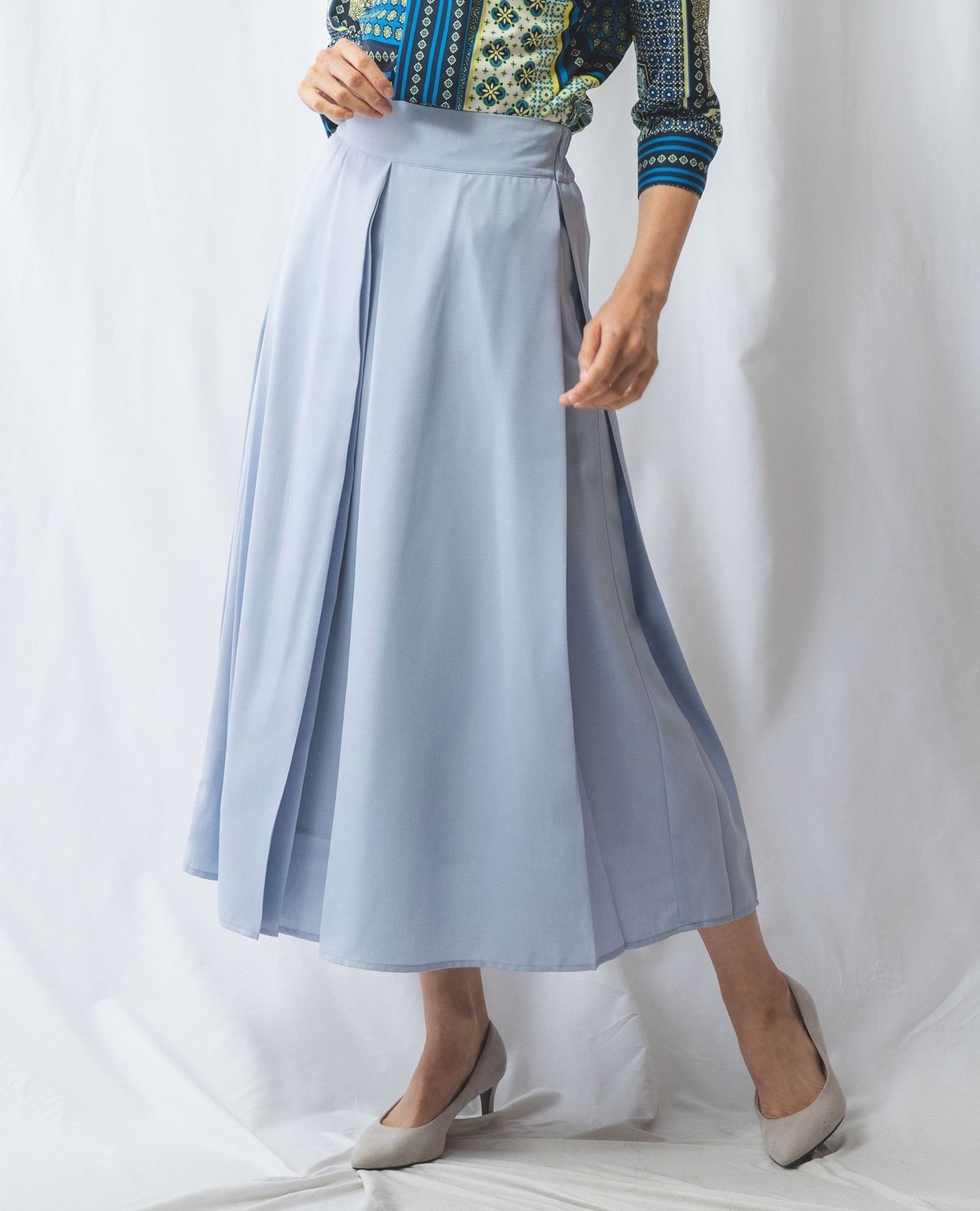 タックAラインロングスカート(1(M)9号 ブルー): ナラカミーチェ｜ナラ カミーチェ公式オンラインストア NARACAMICIE